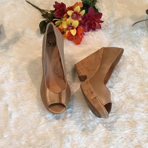 COPY - Sofft Tan Gold Cork Heel Peep Toe Snug Sz 8M: